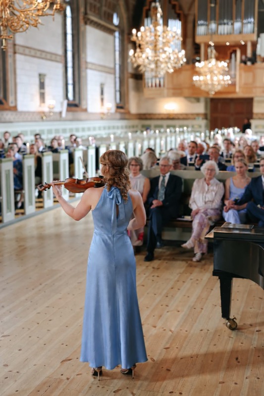 Ariadni performing a concert in a church